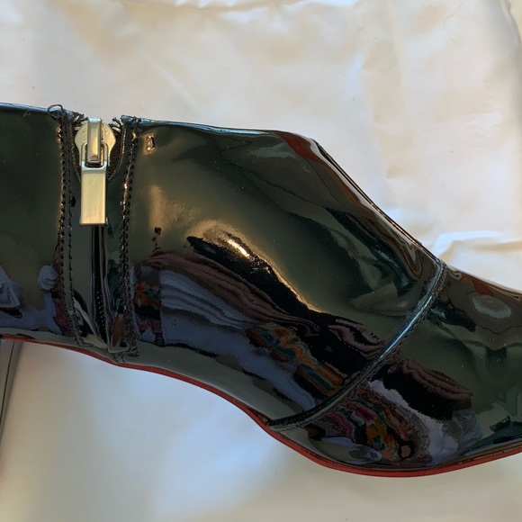 NWOT Zara black patent booties. Bring on the Spring Rain! - Picture 9 of 10